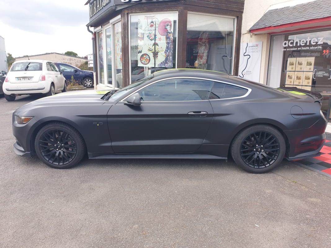Ford Mustang VI FASTBACK 5.0 V8 GT Black Séries BVM6 — 2