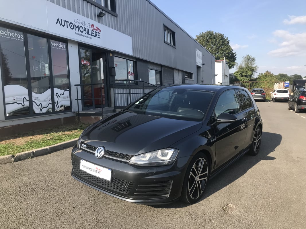 Volkswagen Golf VII GTD 2.0 TDI DSG6 184 CH SPORT AND SOUND — 1