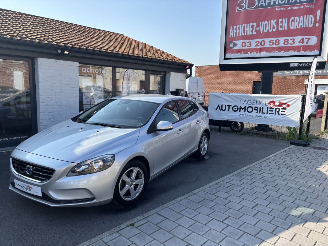 Volvo V40 II (2) 2.0 D2 ECO 120 KINETIC — 1