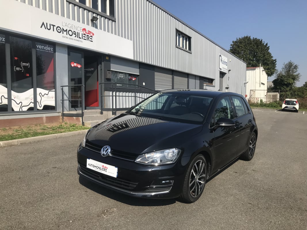 Volkswagen Golf VII 5 Portes 1.6 TDI 1 Blue Motion 105 cv — 1