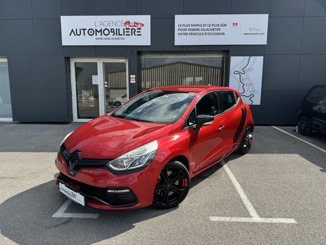 Renault Clio RS 1.6 16v EDC6 200 cv CUP Rouge Flamme — 1
