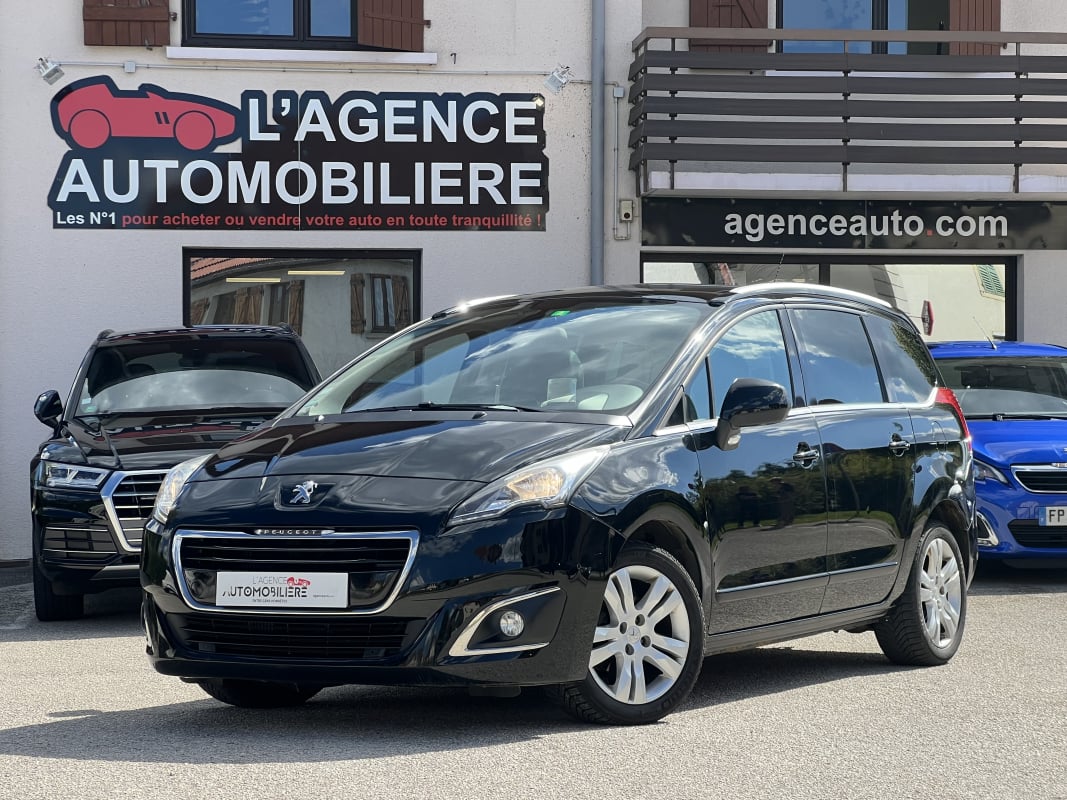 Peugeot 5008 1.6 hdi 115ch ALLURE 7 places — 1