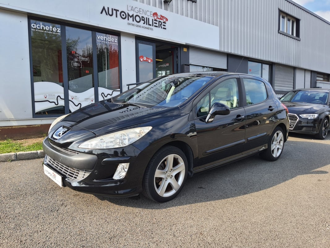 Peugeot 308 1.6 HDI 110 FELINE — 1