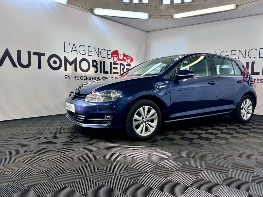 Volkswagen Golf 1.6 TDI 110 BLUEMOTION CONFORT LINE — 1