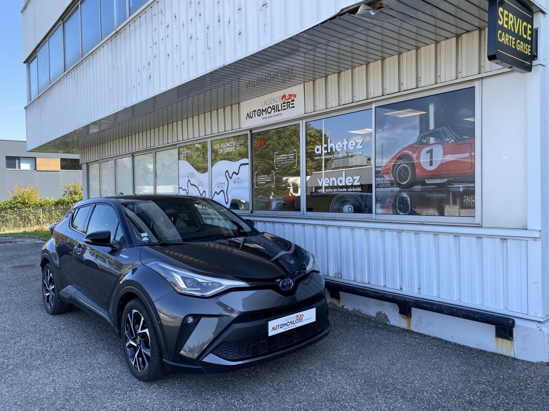 Toyota C-HR (II) Collection 2.0 VVT-i 16V HSD Hybrid CVT 184 CV BVA - GARANTIE 12 MOIS — 1