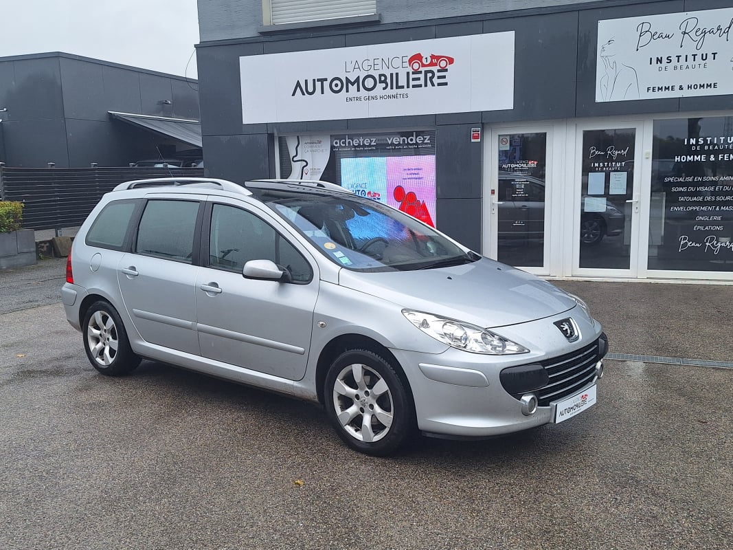 Peugeot 307 SW 1.6 HDi 16V 110 cv Sport Pack Attelage — 1