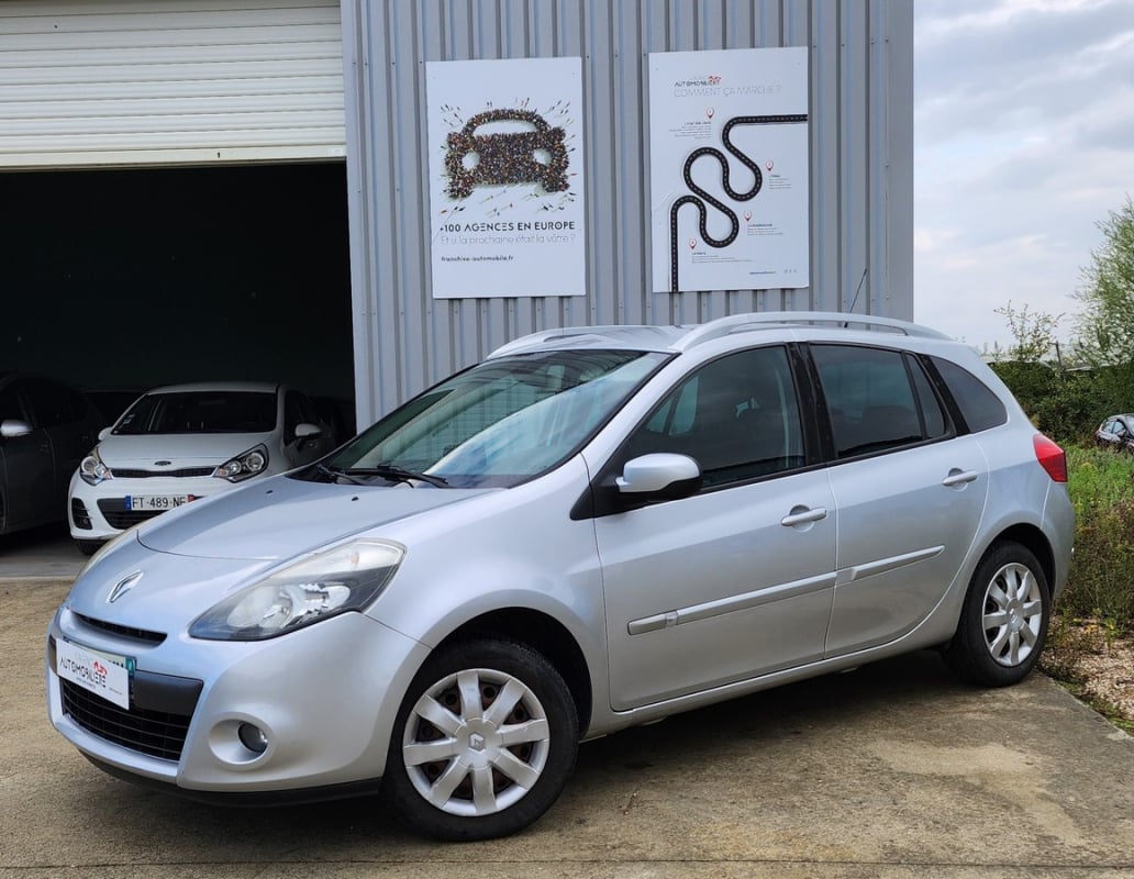 Renault Clio Estate 1.5 DCI 85CH TOM TOM — 1