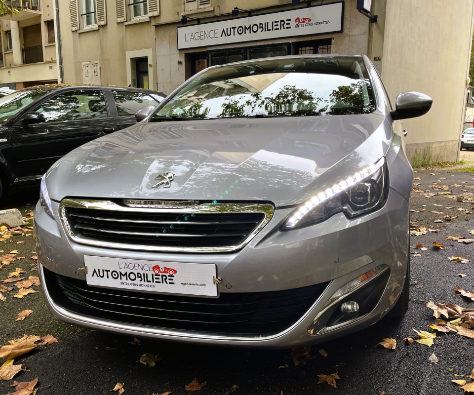 Peugeot 308 II 1.2 PURETECH S&S 6CV 130 ALLURE EAT6 — 1