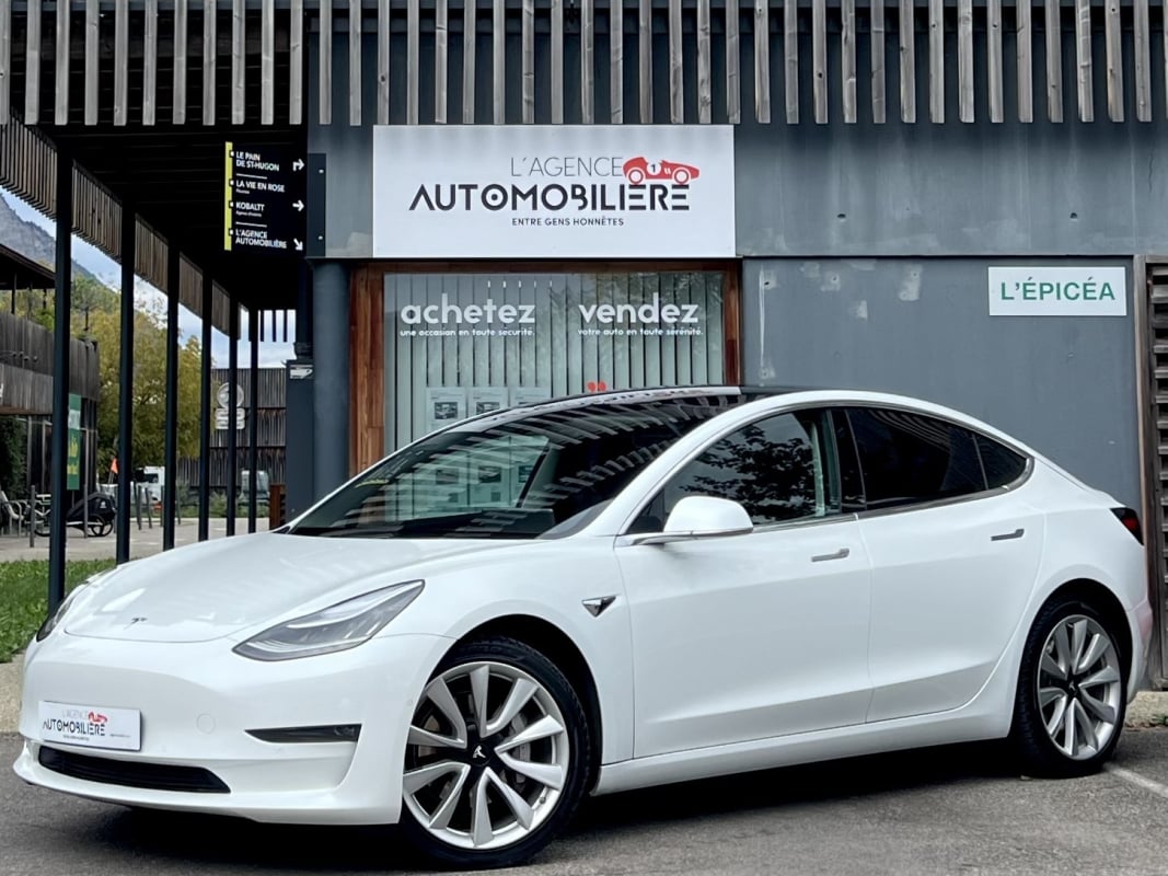 Tesla Model 3 Dual Motor Long Range AWD — 1