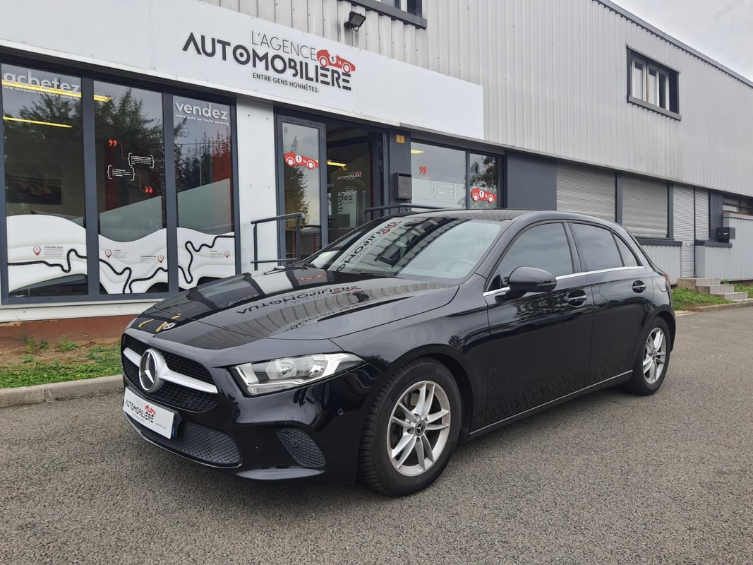 Mercedes-Benz Classe A 180 D 7G-DCT STYLE LINE 115CH — 1