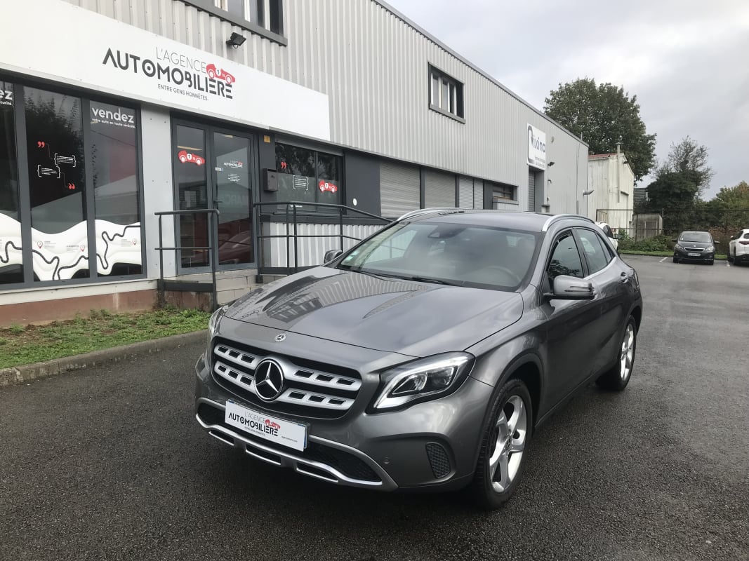 Mercedes-Benz Classe GLA 200 D 136 CH SENSATION — 1