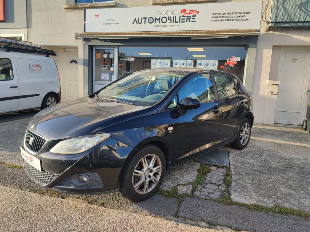 Seat Ibiza IV 5 portes 1.6 TDI 105 cv Bon suivi — 1