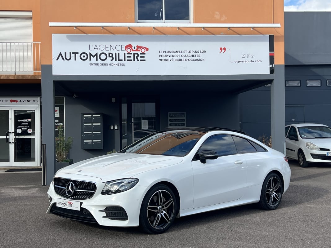 Mercedes-Benz Classe E 220 D 2.0 9G-TRONIC 194 CV Sportline Toit Ouvrant/ Sièges à mémoire chauffants ventilés/Caméra — 1