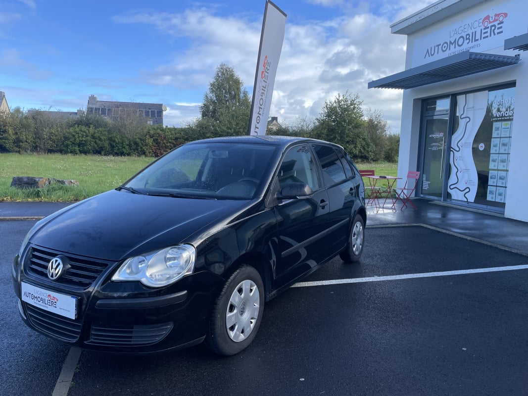 Volkswagen Polo 1.2 60 CH 5 PORTES CLIM — 1
