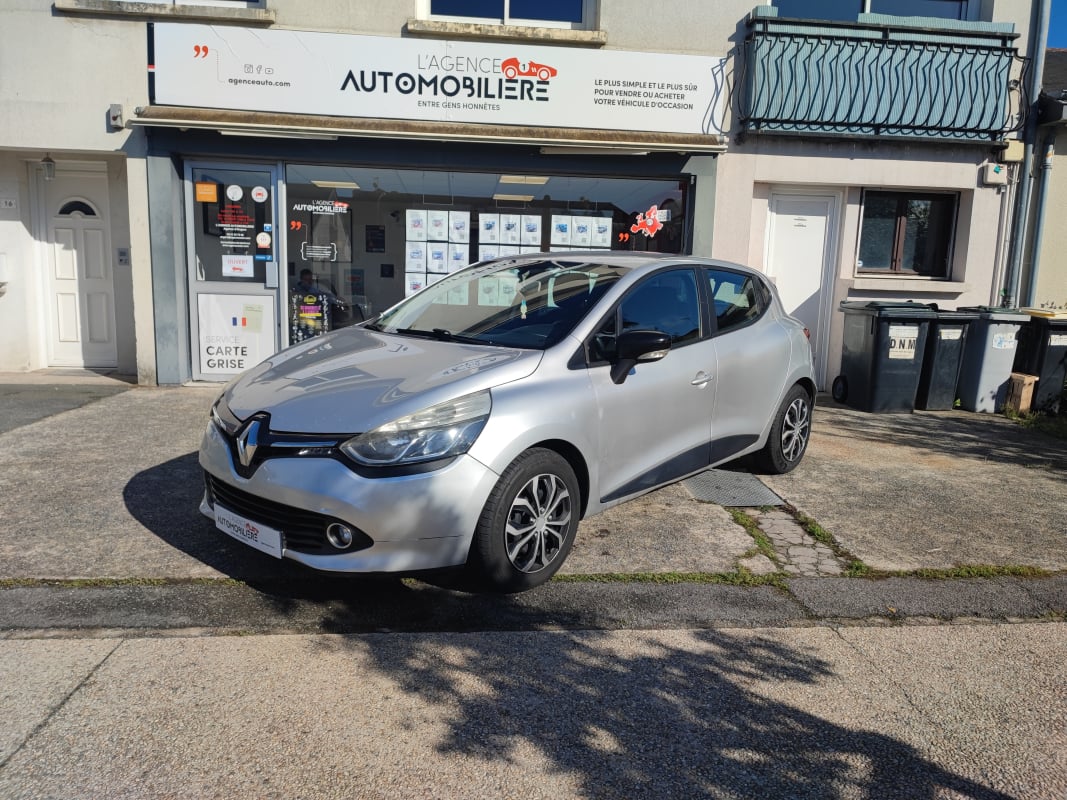 Renault Clio IV 5 Portes 1.5 dCi Energy Business eco2 S&S 90 cv Distribution neuve — 1