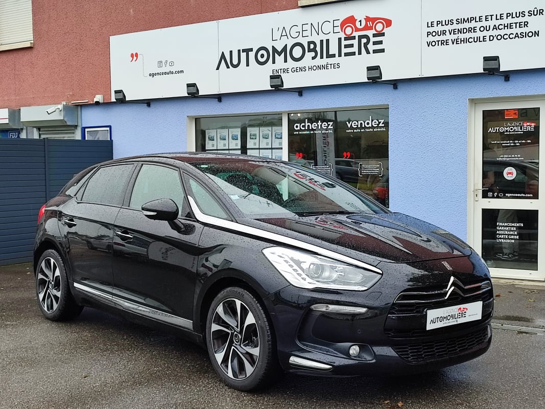 Citroen DS5 2.0 BlueHDI 180 Sport chic EAT6 2ème main — 1