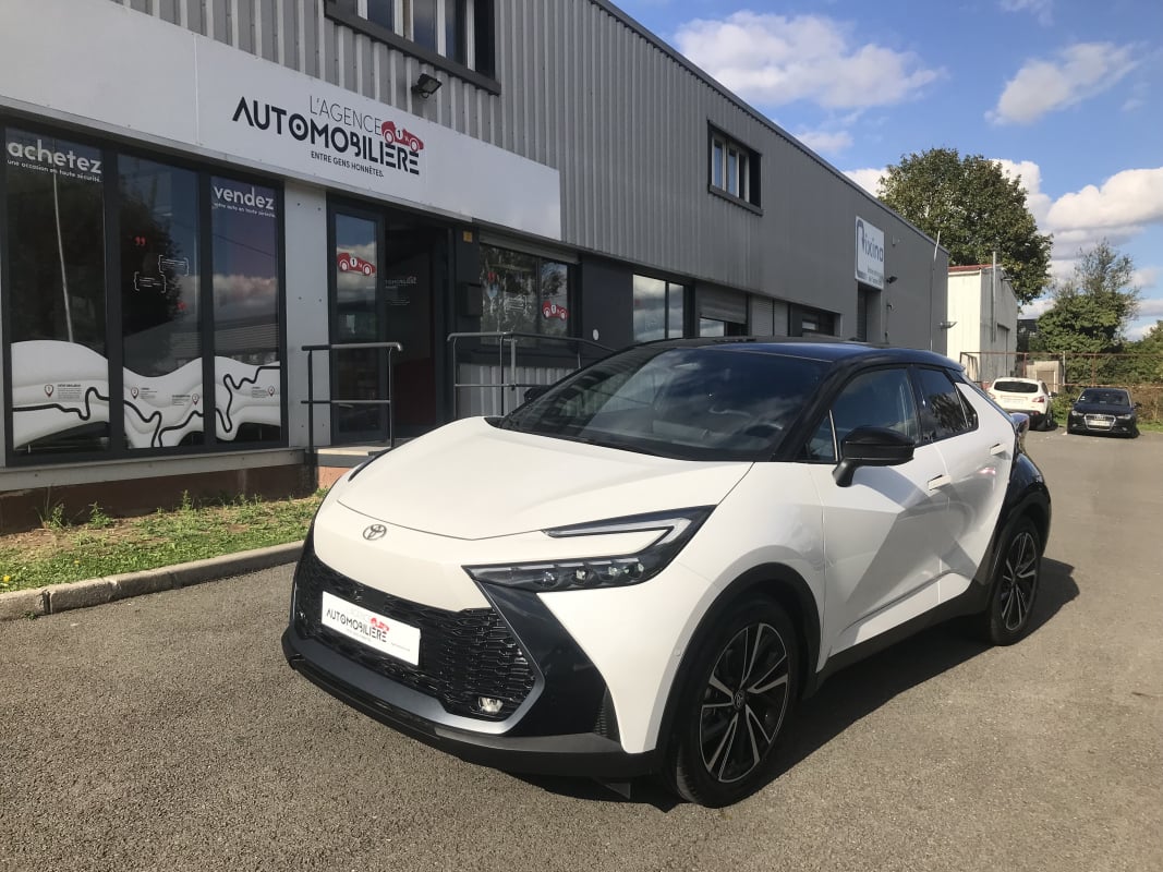 Toyota C-HR Toyota C-HR Hybride Collection Premiere 200 / toit panoramique — 1