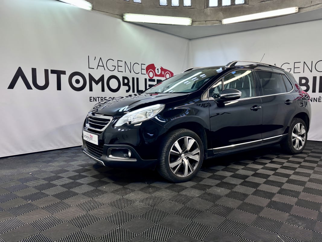 Peugeot 2008 1.6 E-HDI 115 FELINE TITANE (Distribution faite) — 1