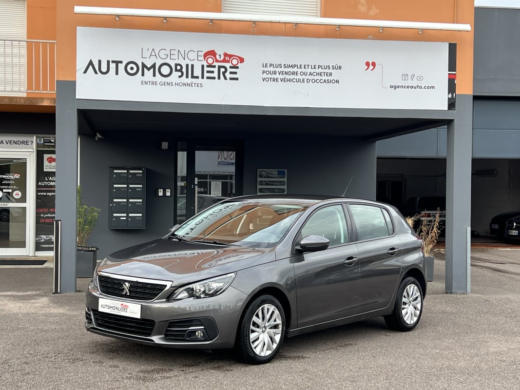 Peugeot 308 1.5 BlueHDi 130 CV Révisée — 1