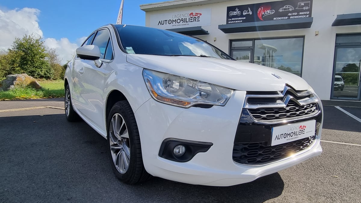 Citroen DS4 1.6 e-HDI 115cv AIRDREAM SO-CHIC — 1