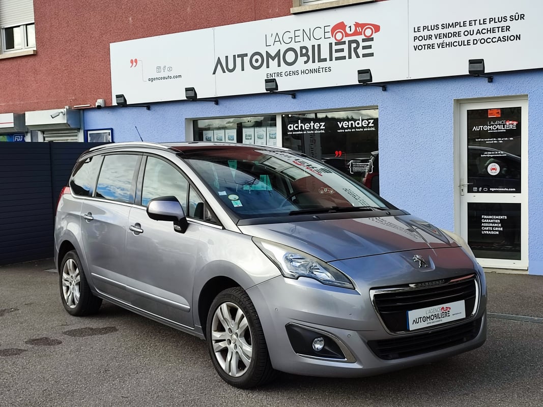 Peugeot 5008 1.6 BlueHDI 120 Allure 7 places — 1