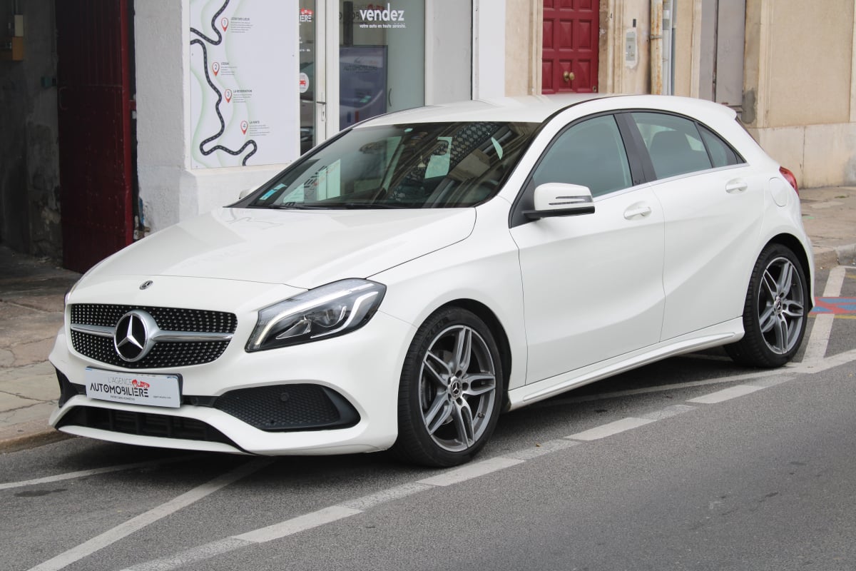 Mercedes-Benz Classe A 1.6 180 120 PACK AMG 7G-DCT BVA ( Moteur à chaîne, Caméra de Recul, GPS ... ) — 1