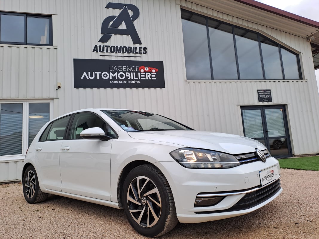 Volkswagen Golf 1.5 TSI 130 cv CONNECT — 1