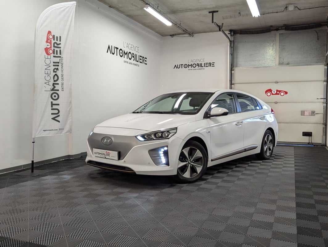 Hyundai IONIQ ELECTRIC EXECUTIVE 28KWH — 1