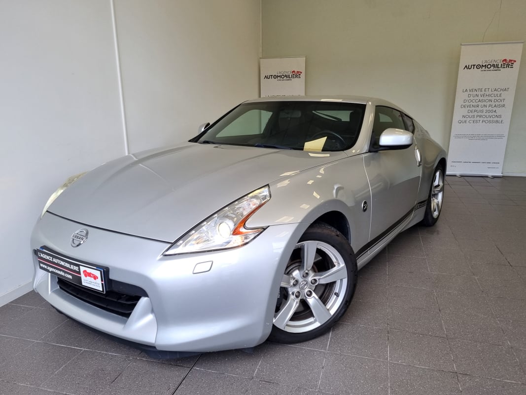 Nissan 370Z COUPE 3.7 V6 328 PACK AUTO — 1