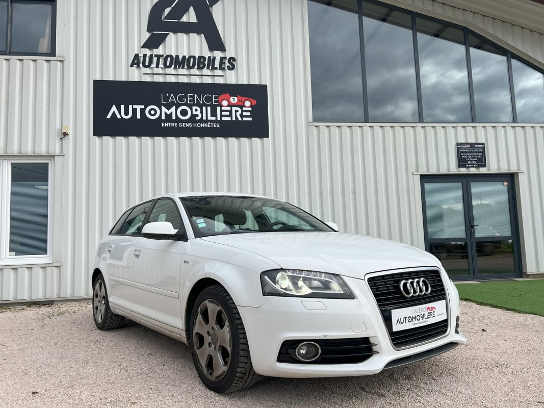 Audi A3 Sportback S-LINE 2.0 TDI 140 CV DPF Ambition — 1