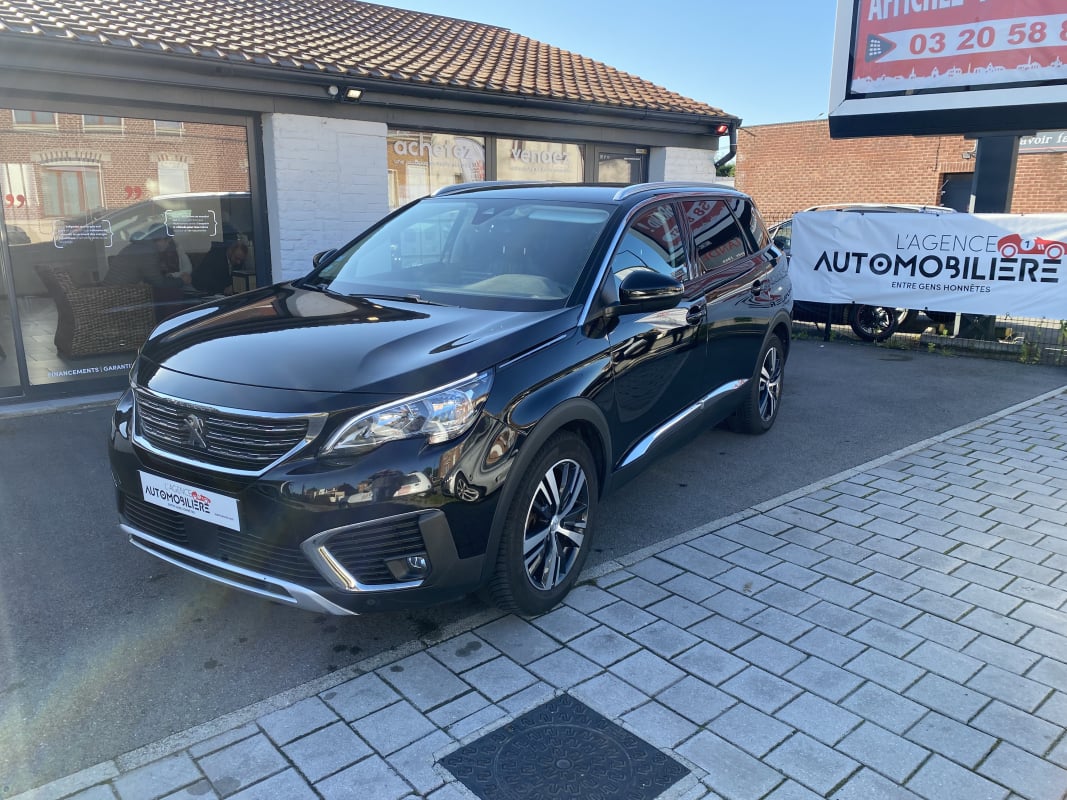 Peugeot 5008 II 1.6 BLUEHDI 120 S&S ALLURE EAT6 — 1