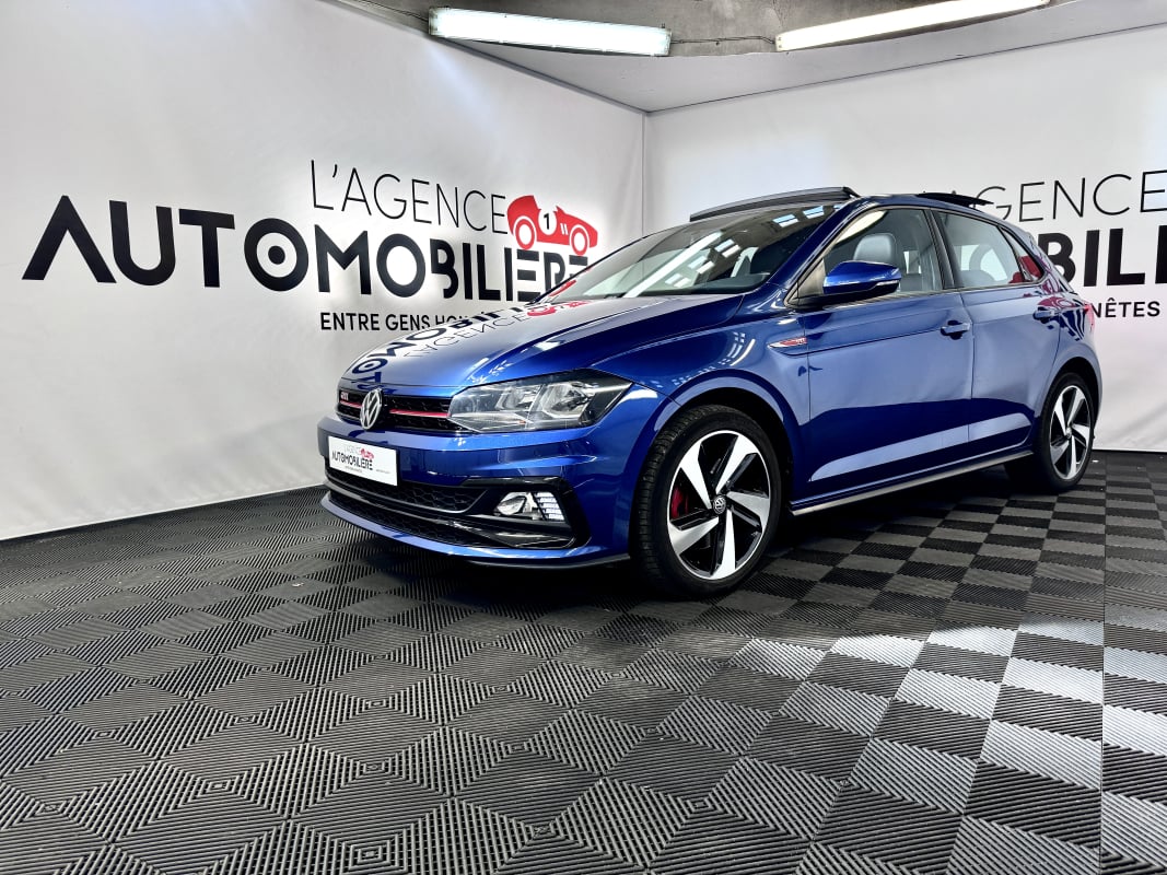 Volkswagen Polo 2.0 TSI 200 GTI DSG BVA (Toit Ouvrant, Beats) — 1