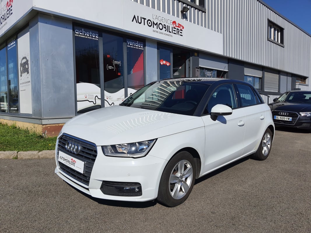 Audi A1 Sportback 1.0 TFSI 82 ULTRA — 1