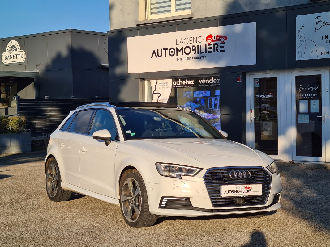 Audi A3 A3 Phase 2 Sportback e-tron 1.4 TSI 16V 204 Hybrid S-Tronic6 150 cv Boîte auto — 1
