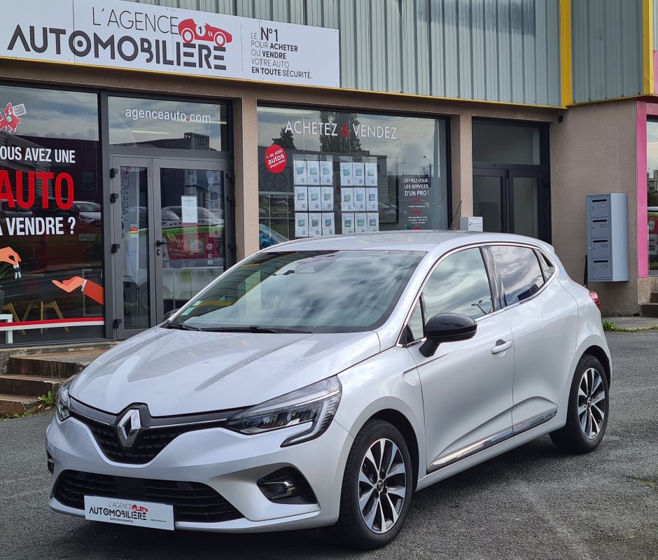 Renault Clio 1.5 BLUE DCI 115 CH INTENS — 1