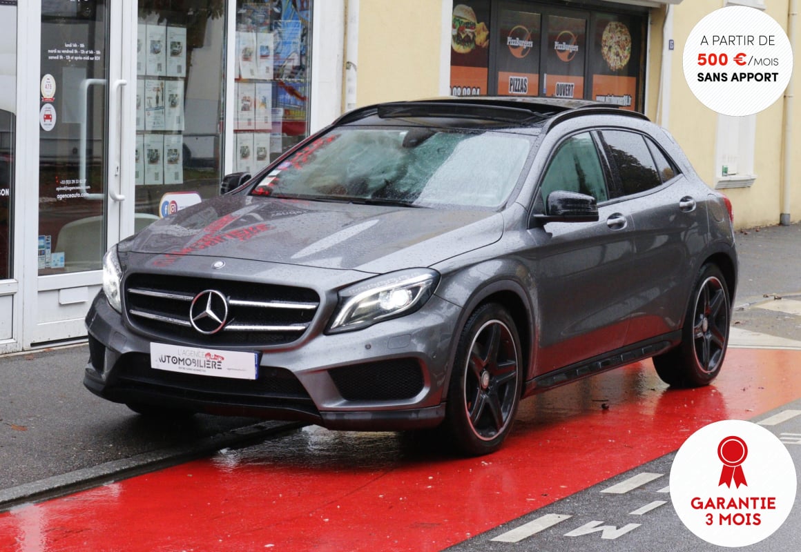 Mercedes-Benz Classe GLA 250 i Fascination Pack AMG 4Matic 7G-DCT (Toit ouvrant) — 1