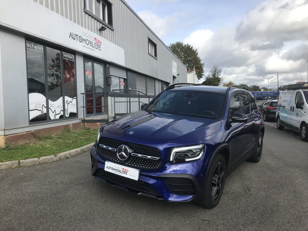 Mercedes-Benz GLB 200d 8G-DCT AMG Line 7 PLACES — 1