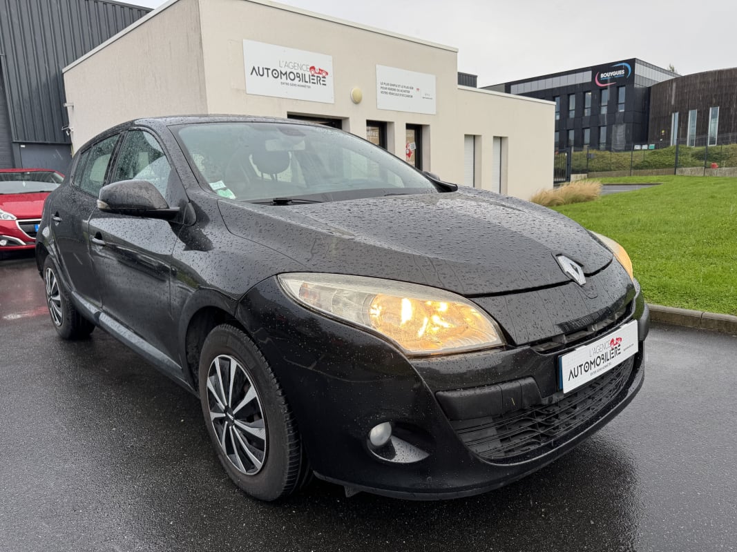 Renault Megane III 1.5 dCi 85 CARMINAT TOMTOM | GARANTIE 6 MOIS — 1