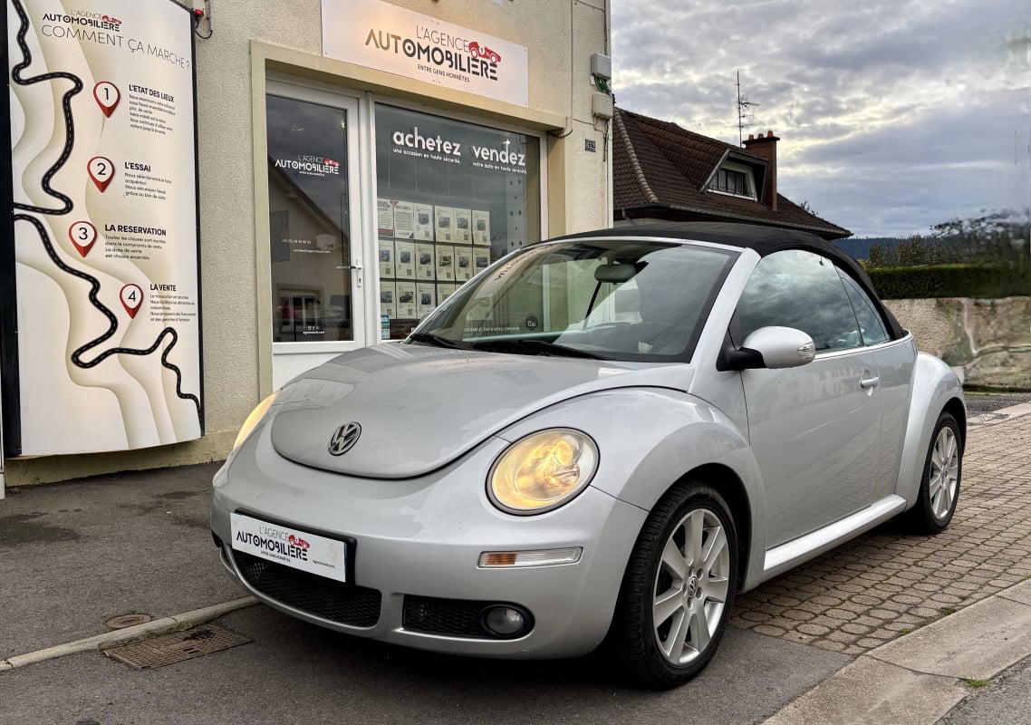 Volkswagen New beetle I Phase 3 Cabriolet 1.6 i 102cv — 1