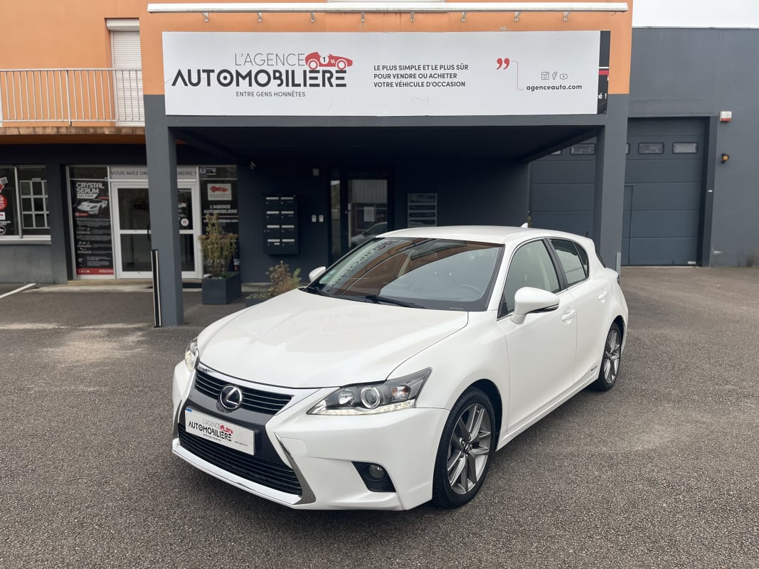 Lexus CT 200H Phase 2 1.8 VVT-i 16V 136 Hybrid CVT 99 cv Caméra de recul — 1