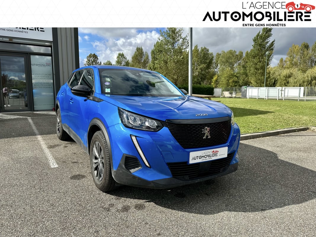 Peugeot 2008 1.2 ACTIVE PACK 130CV - ENTRETIEN PEUGEOT — 1