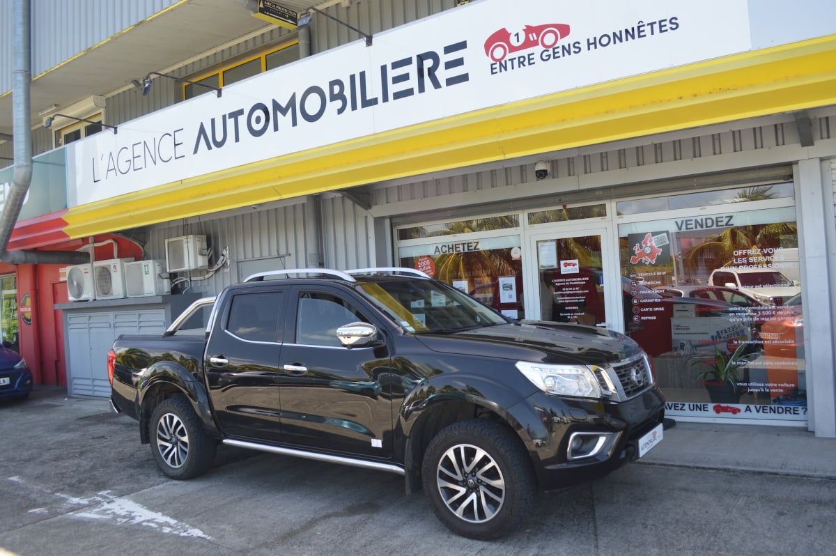 Nissan Navara DOUBLE CAB 2.3 DCI 190 PREMIUM EDITION BVA7 — 1