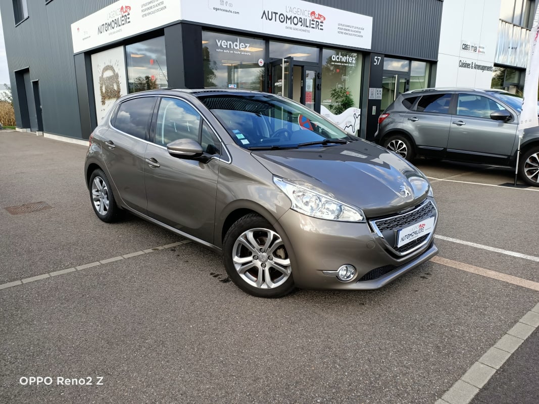 Peugeot 208 1.6 VTI ALLURE BM — 1
