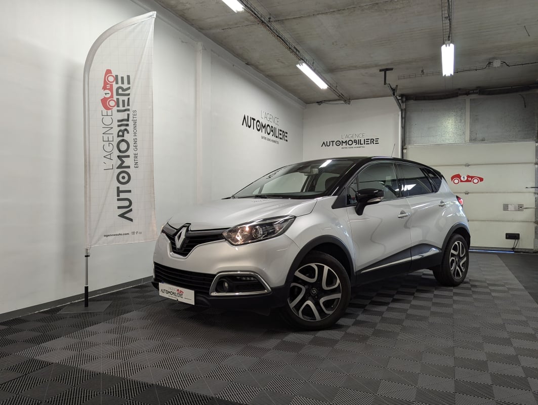 Renault Captur 1.2 TCE 120 INTENS EDC — 1