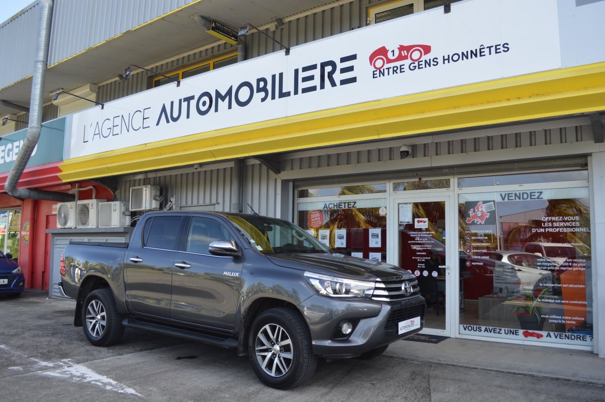 Toyota Hilux 2.4 D-4D DOUBLE CABINE LEGENDE AUTO — 1