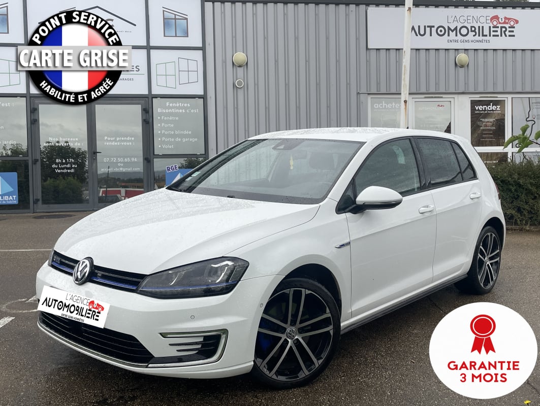 Volkswagen Golf VII 5 Portes GTE 1.4 TSI 16V 204 Hybrid Blue Motion DSG6 150 cv Boîte auto — 1