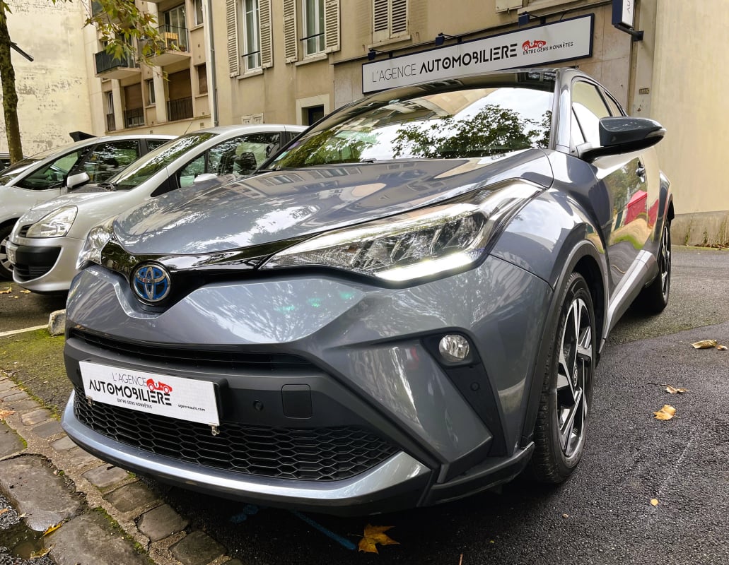 Toyota C-HR (2) 1.8 HYBRIDE 122 DESIGN 1ERE MAIN — 1