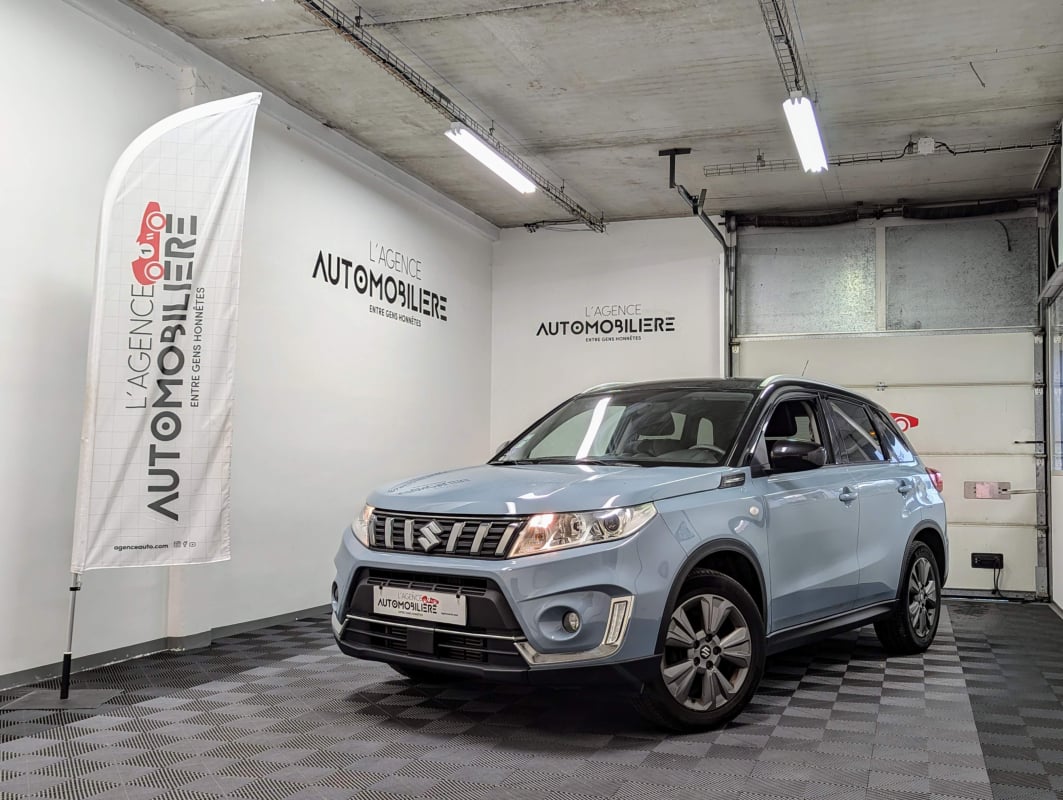 Suzuki Vitara V (2) 1.0 BOOSTERJET 111 PRIVILEGE AUTO — 1