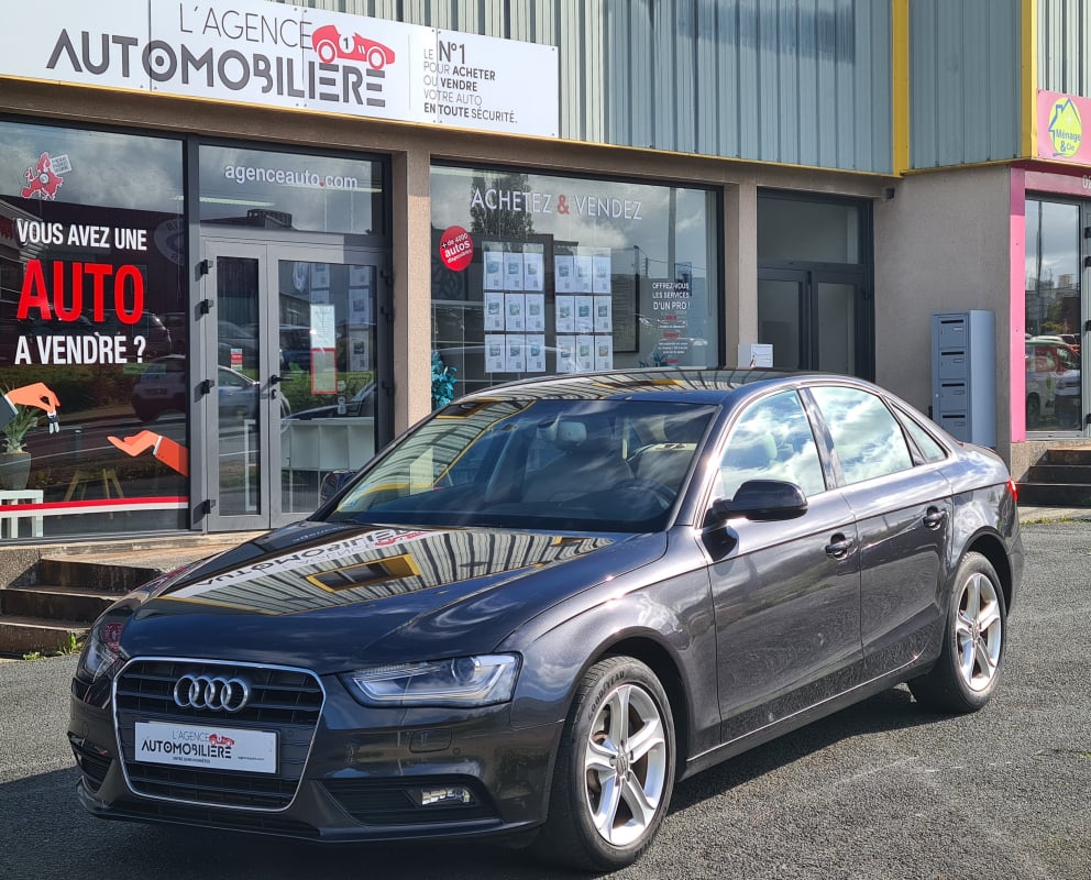 Audi A4 2.0 TDI 150 CH AMBITION LUXE — 1