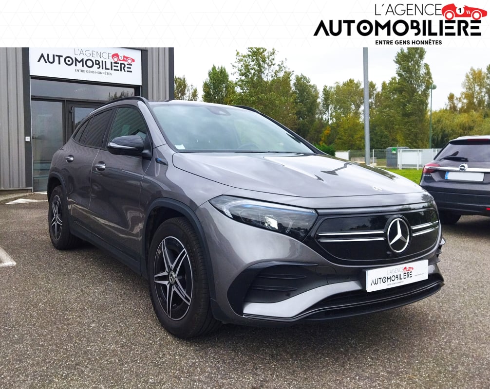 Mercedes-Benz EQA 250 AMG-Line 190 CV BVA — 1